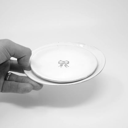 Marie Antoinette Knot Plate - Medium
