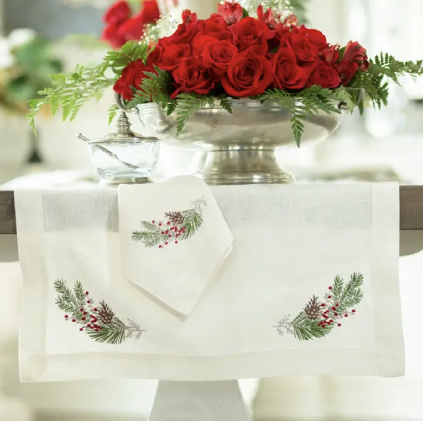 Runner - Natale Sprig - Cream 108"