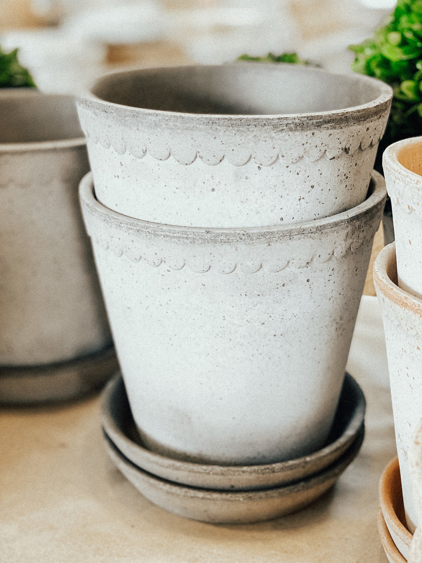 Garden Pot Helena - Grey 18