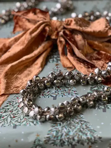 Garland of Bells - Silver 4'